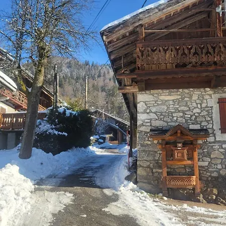 Le Nid Des Cerfs Frühstückspension Essert la Pierre